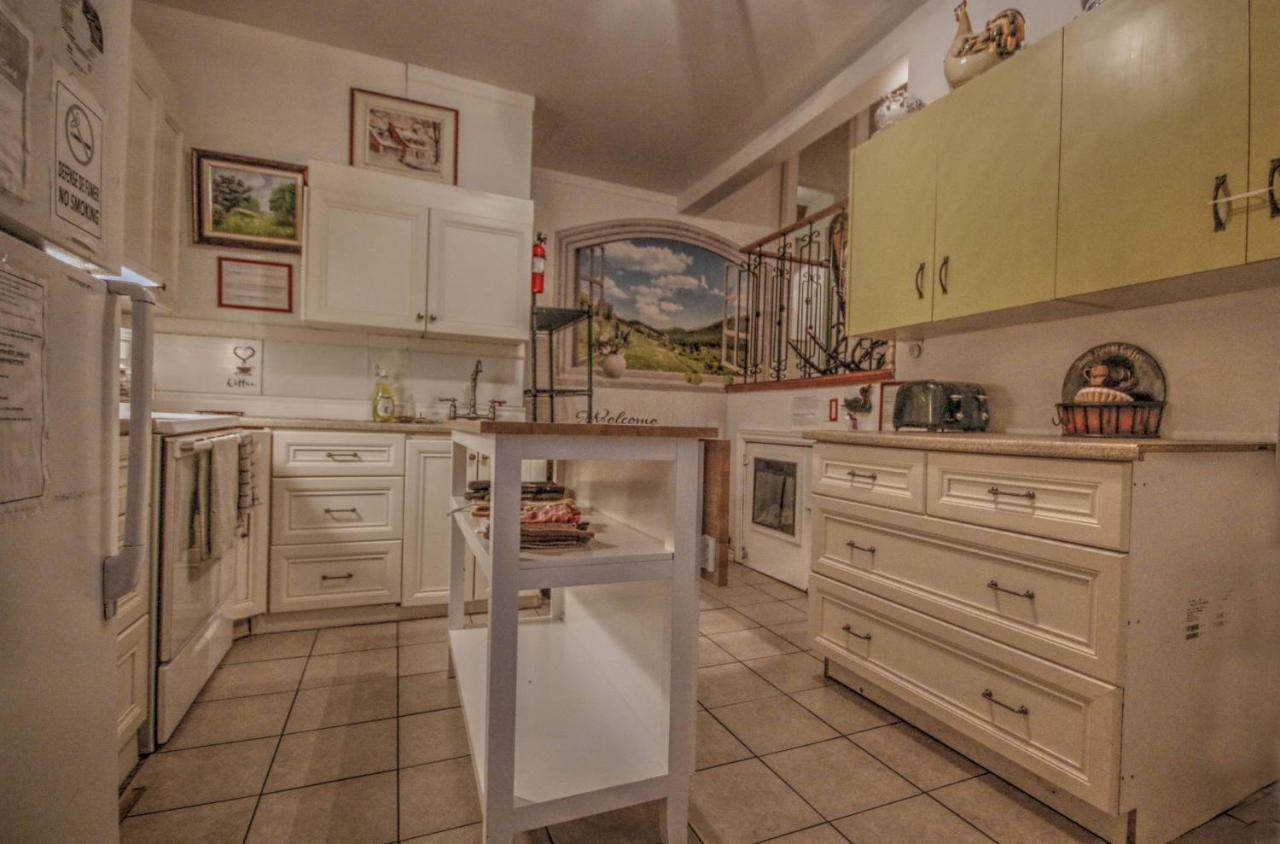 Vieille Maison Rustique Espace Interessant Québec Exteriör bild