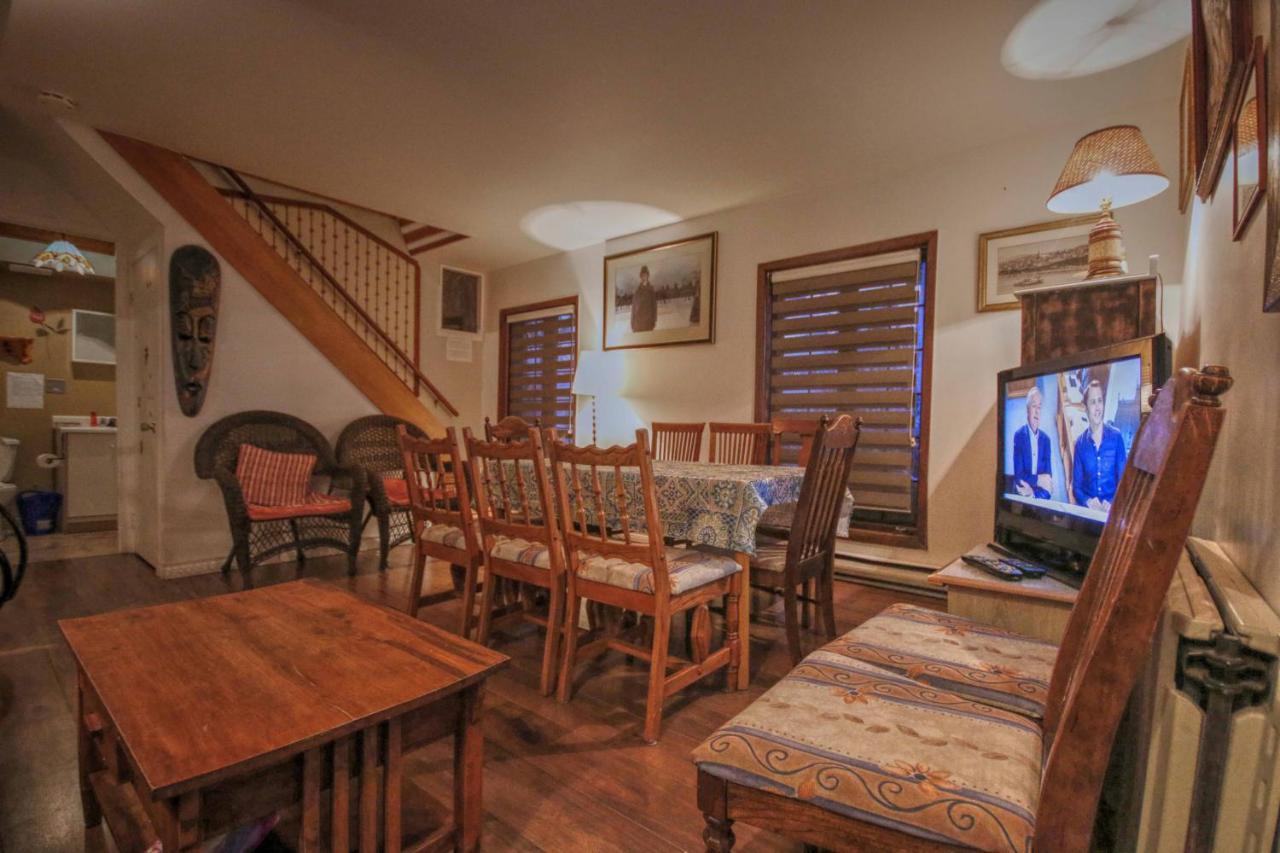 Vieille Maison Rustique Espace Interessant Québec Exteriör bild