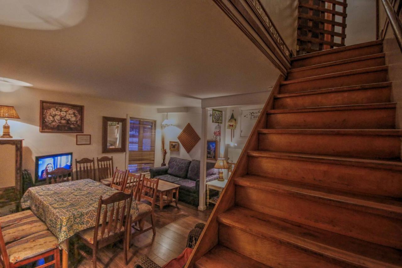 Vieille Maison Rustique Espace Interessant Québec Exteriör bild